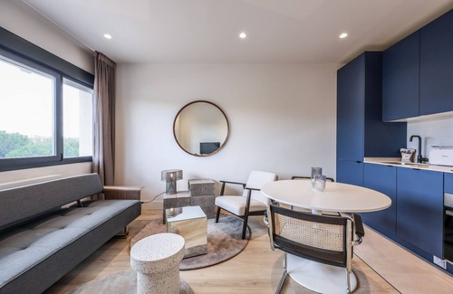 Puerta del Angel Apartment | Modern apartment near the Royal Palace 11