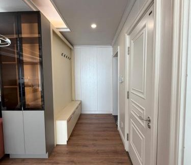 Burd Apartment | Modern apartment with City view - Time classic tower