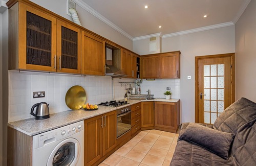 Oktyabrsky District Apartment | Modern apartments in modern district