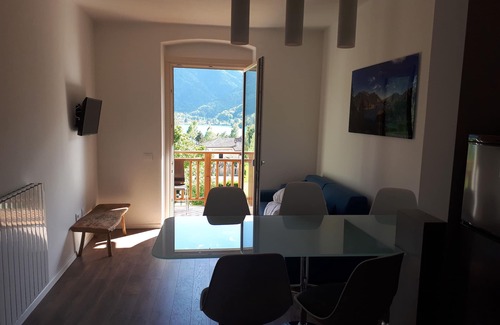 Mezzolago Apartment | Modern apartments with balcony and lake view- full comfort- Ledro, Mezzolago,