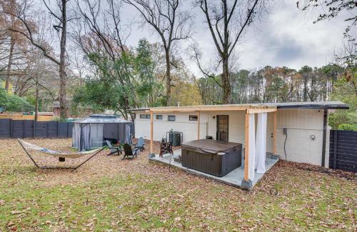 Church Street House | Modern Atlanta Retreat Private Hot Tub and Yard!