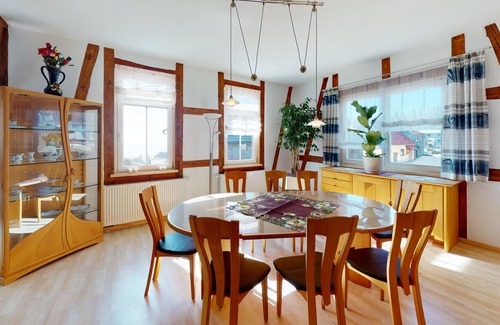 Sonneberg Apartment | Modern, bright 115sqm apartment with a fantastic view over Sonneb.Thüringen