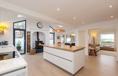 Rush House | Modern bungalow on the water, near airport and Dublin.