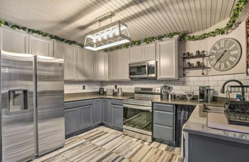 Central Apartment | Modern Central Apartment with BBQ Patio and Yard!