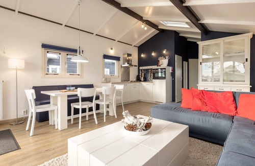 Terkaple House | Modern chalet near Lake Sneek
