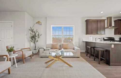 Bryant Pattengill West House | Modern, Chic 2-Bedroom Ann Arbor Haven