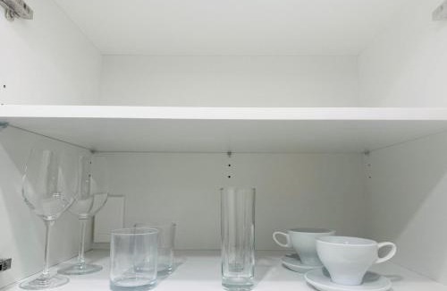 Te Aro Apartment | Modern City Living with the Harbour Views