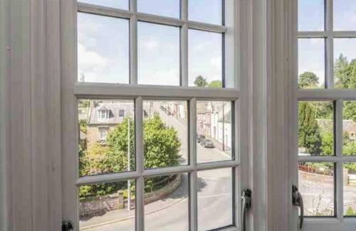 Auchenblae House | Modern comfort in traditional Scottish village
