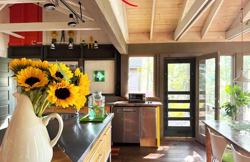 Walton Park House | Modern Comfort Meets Nature -Private Dock, Fire Pit & Detached Sleep Cabins