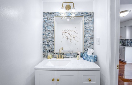 Aspen Hill House | Modern, comfortable home full of lovely craftsmanship, near Glenmont Metro