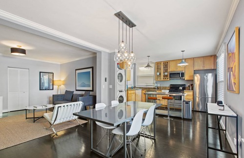Downtown Portland Condo | Modern condo in heart of downtown