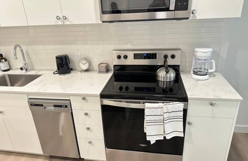 Crescent Heights Condo | Modern Condo in the Heart of Calgary