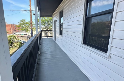 East Price Hill Apartment | Modern corporate apartment in charming Cincinnati with AC, WiFi