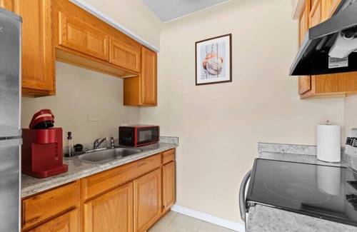Shelby Township Apartment | Modern Cozy 1 Bedroom Apartment in Shelby Township