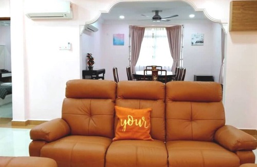 Kampung Permatang Masjid House | Modern CozyDouble Semi-D 5BedRoom HOUSE 14PAX
