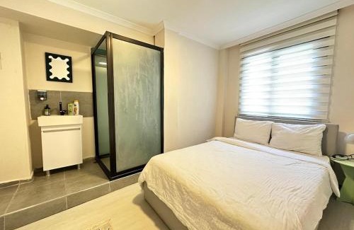 Galata Apartment | Modern Design, Spatious Apartment in Karaköy 4BR, 2BA
