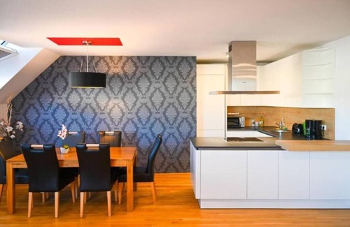 Sankt Ulrich Apartment | Modern Duplex Museumsquartier