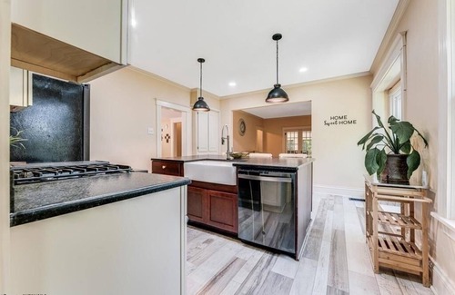 Morgantown House | Modern farmhouse near WVU and outdoor activities! Fire Pit, Hot tub. Bring Pets!