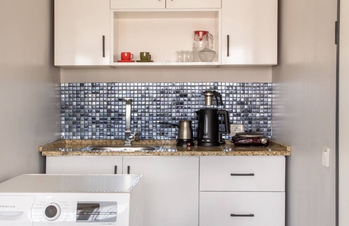 Kuscular Apartment | Modern Flat 10 min to City Center and Sea in Urla