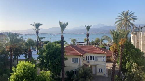 Fethiye Apartment | Modern Flat Walk to Shops, Cafes Harbour