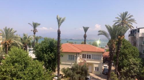 Fethiye Apartment | Modern Flat Walk to Shops, Cafes Harbour