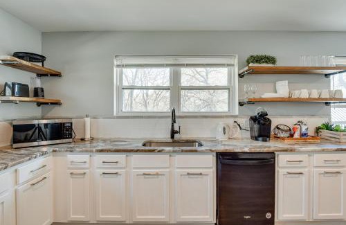 Flower Mound House | Modern Flower Mound Home Less Than 2 Mi to River Walk