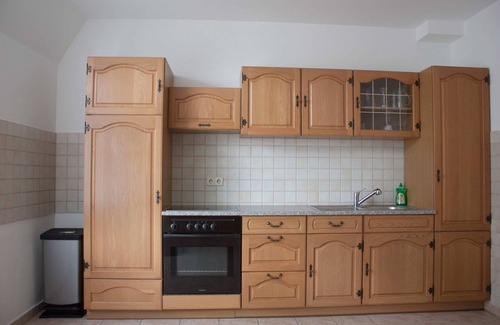 Bruckdorf Apartment | Modern furnished apartment in Halle Saale up to 5 persons
