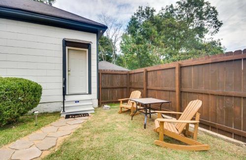 Greenwood Apartment | Modern Greenwood Studio Less Than 1 Mi to Downtown!