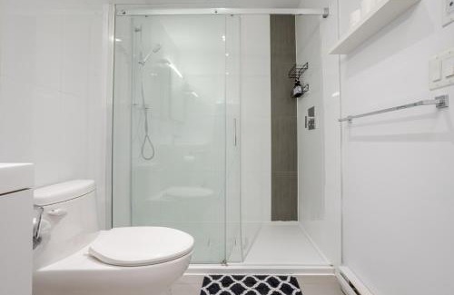 Cite Multimedia Apartment | Modern Heritage Stay Upscale 2BR in Old Port