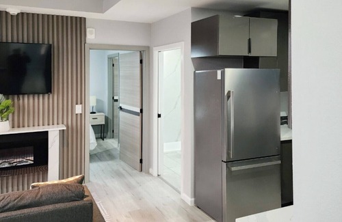 Tulsa Apartment | Modern High-Rise Apartment - 4