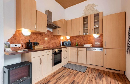 Pinsdorf House | Modern Holiday Home in Pinsdorf with Garden