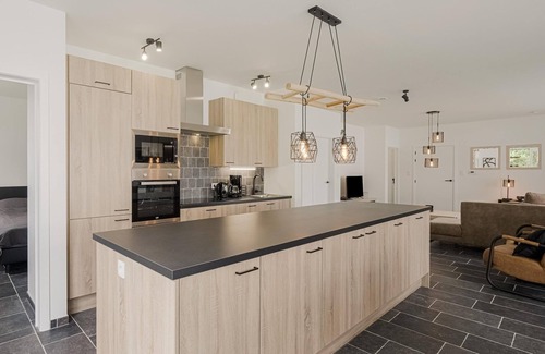 Ronse House | Modern holiday home in Ronse with garden