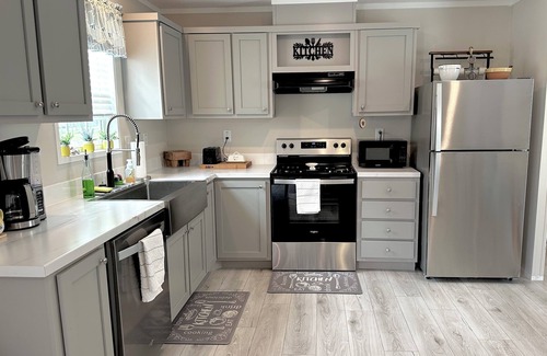 Crescent City House | Modern Home, Fenced Lot, Boat Trailer Ready – Adventure Starts Here!