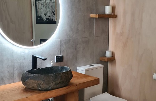 Ashwick Flat Apartment | Modern Lake Opuha Studio Apartment - 30 Mins From Mt Dobson Skifield