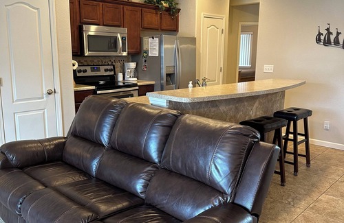 Lake Ozark Condo | Modern Lakefront Condo at Monarch Cove - Horseshoe Bend