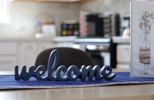 Cuyahoga Falls Apartment | Modern Luxury - Heart of Cuyahoga Falls