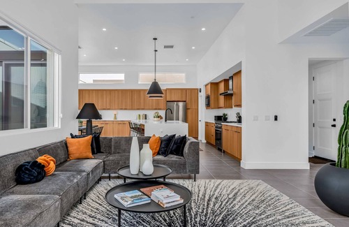 Palm Springs House | Modern Miralon - Sophisticated Retreat for Up To 5 w/Resort Amenities