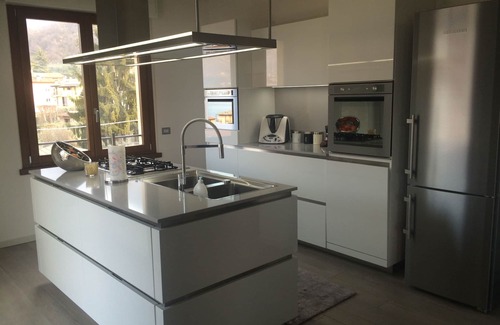 Sulzano Apartment | Modern New Home With Incredible Lake Views Walking Distance to the Lake and Town