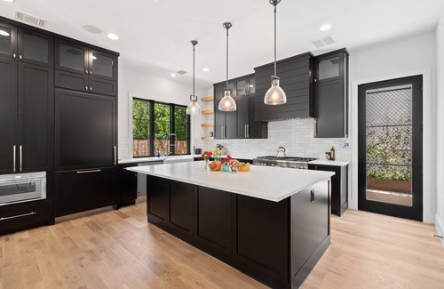 Clarksville House | Modern oasis in the heart of downtown Austin.