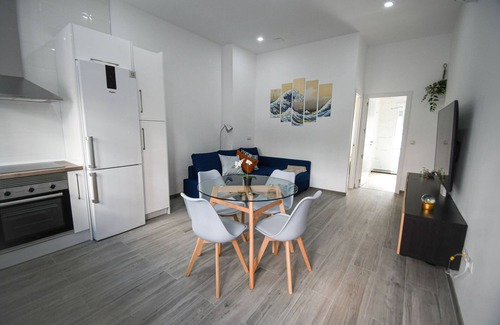 Villa de Vallecas Apartment | Modern Oasis in Vallecas