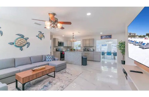 Disston Heights House | Modern Oasis, Perfect Location Packed W/Amenities