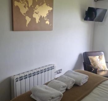 Morcott Apartment | Modern Peaceful Open Plan 1-Bed Apartment Rutland