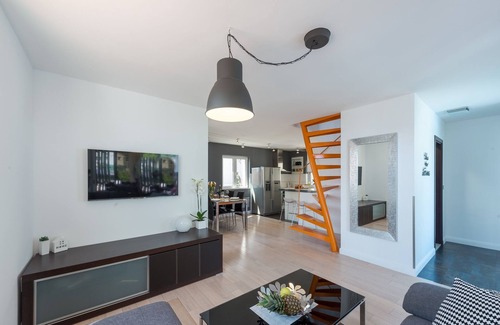 Gornji Kono Villa | Modern Penthouse with the Heated Swimming Pool And a Sea View