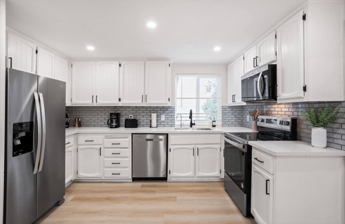 Vallejo House | Modern & Private East Bay Retreat in Vallejo!