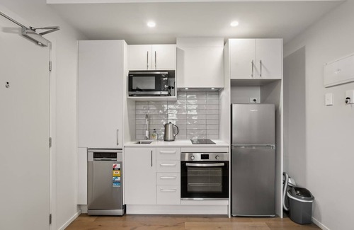 Frankton Apartment | Modern Queenstown Studio Near Airport & Shops