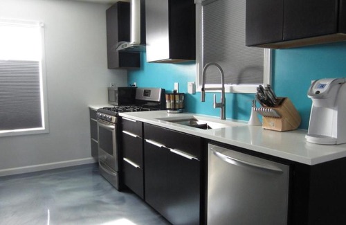 High Point Hotel | Modern/Retro Condo