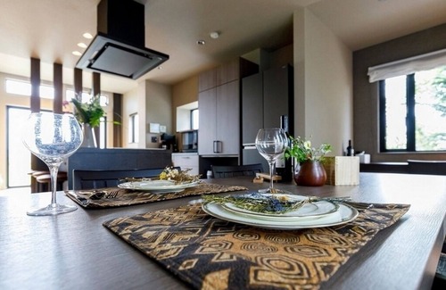 Higashikawa Villa | Modern, spacious 3br private villa in Higashikawa with panoramic mountain views