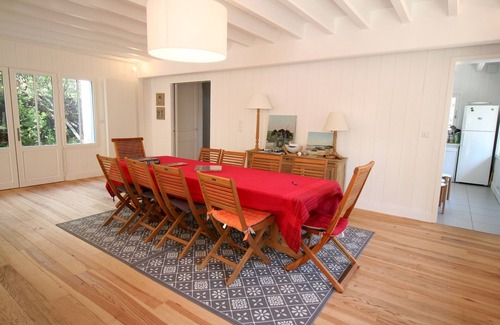 Cap-Ferret House | Modern, spacious and high standard villa in great location between ocean + bay