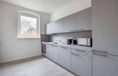 Zehlendorf Apartment | Modern Steglitz 1BR, Fully Furnished & Equipped, by Blueground