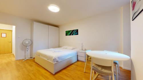 Saint-Gervais Les Bergues Apartment | Modern studio in the heart of Geneva
